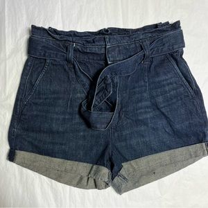 Express jean shorts size 6